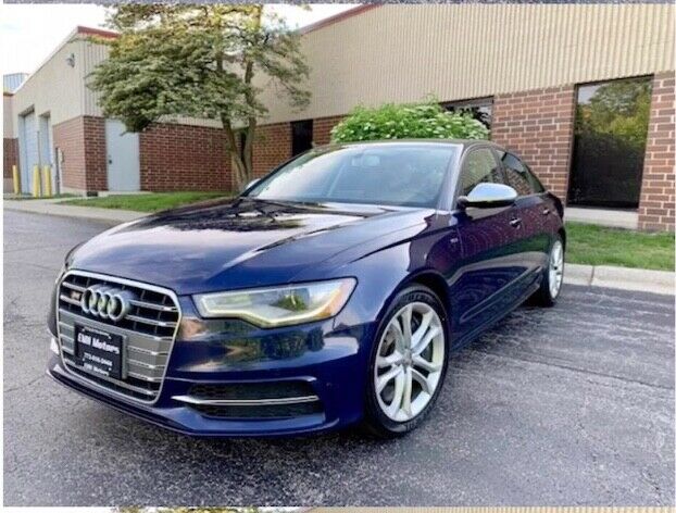 2013 Audi S6 (Blue/Black)