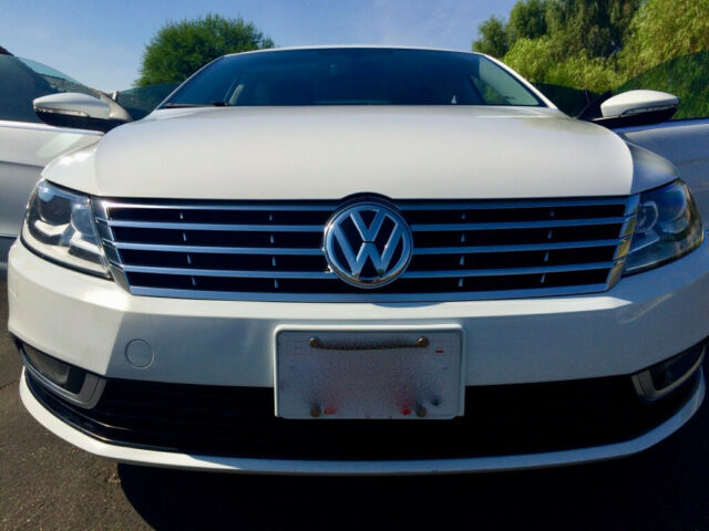 2015 Volkswagen CC (Pure White/Black Leatherette)