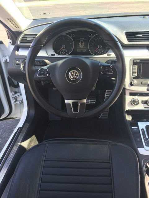 2015 Volkswagen CC (Pure White/Black Leatherette)