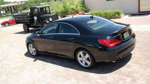 2015 Mercedes-Benz CLA-Class (Black/Black)