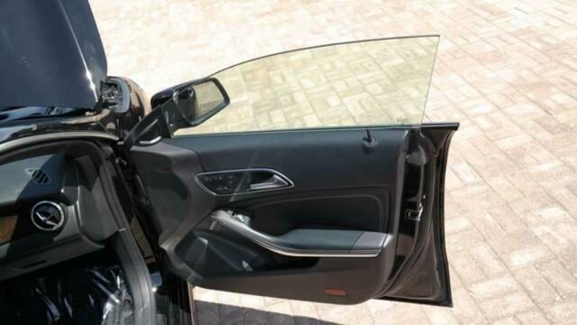 2015 Mercedes-Benz CLA-Class (Black/Black)