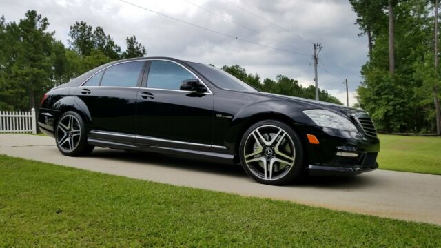 2012 Mercedes-Benz S-Class (Black/Brown)