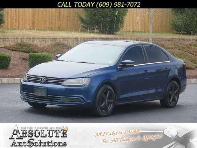 2013 Volkswagen Jetta (Blue/Tan)