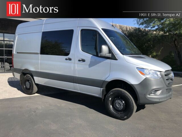 2019 Mercedes-Benz Sprinter Cargo 4X4 (Silver/Black)