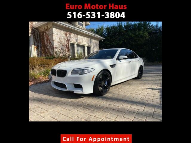 2013 BMW M5 (White/White)