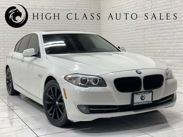 2011 BMW 5-Series (White/Black)