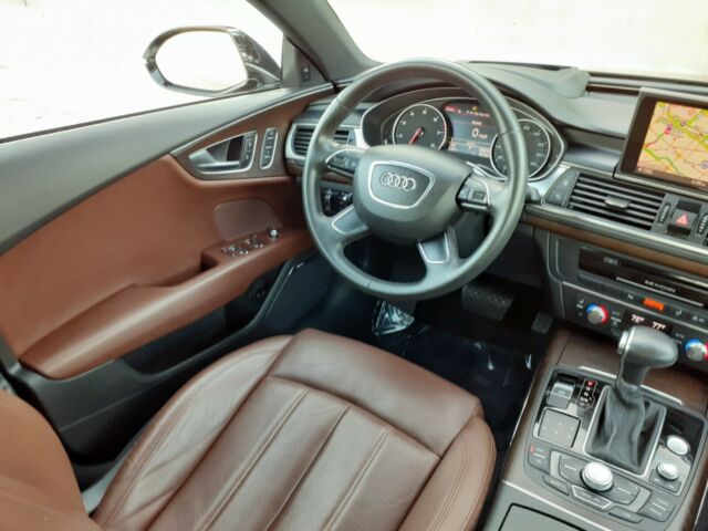 2012 Audi A7 (Black/Brown)