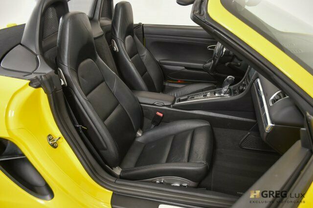 2014 Porsche Boxster (Yellow/Black)