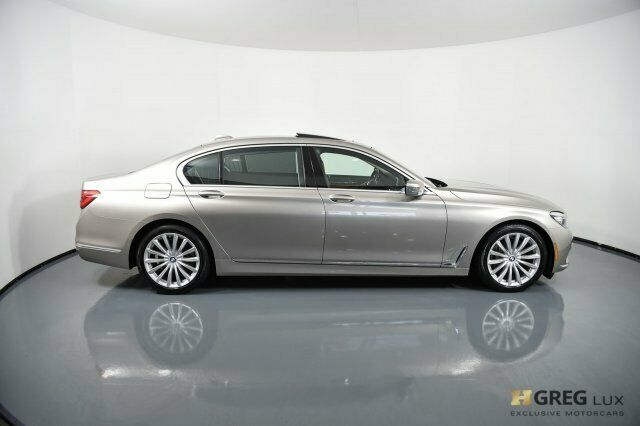 2016 BMW 7-Series (Silver/Cognac)