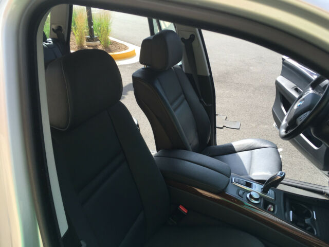 2008 BMW X5 (Silver/Black)