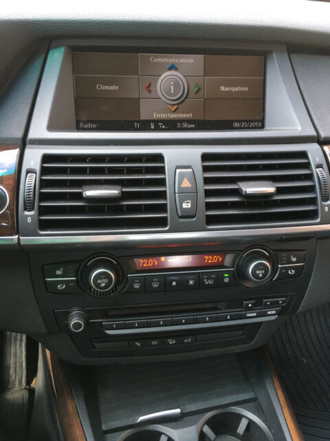 2008 BMW X5 (Silver/Black)