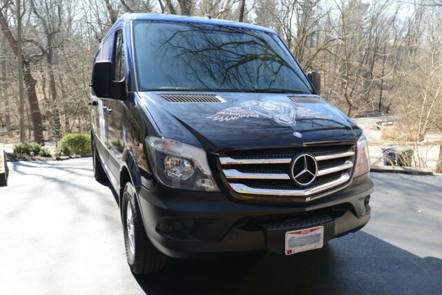 2016 Mercedes-Benz Sprinter (White/Black)