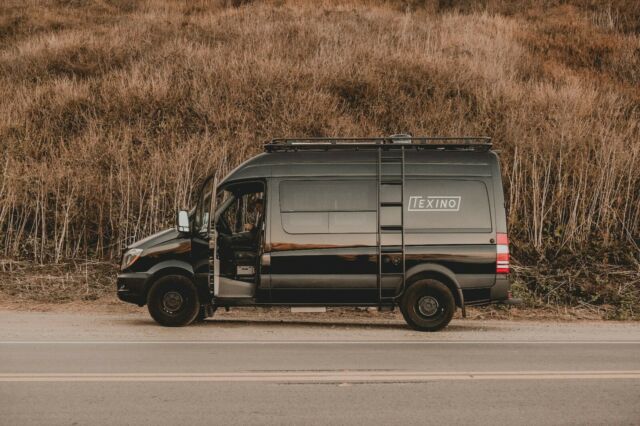 2017 Mercedes-Benz Sprinter 2500 (Black/Black and Wood)