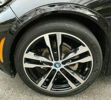 2018 BMW i3 (Black/Frozen Blue)