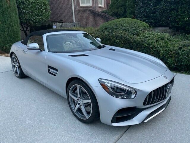 2018 Mercedes-Benz AMG GT (Silver/Cream)