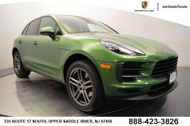 2019 Porsche Macan (Green/Black)