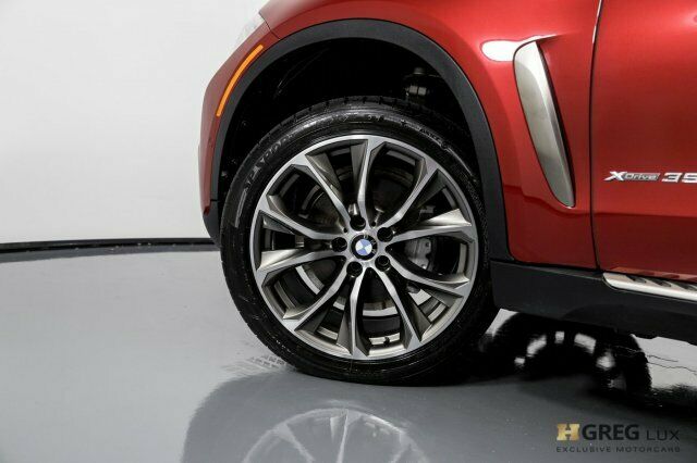 2016 BMW X6 (Red/Black)