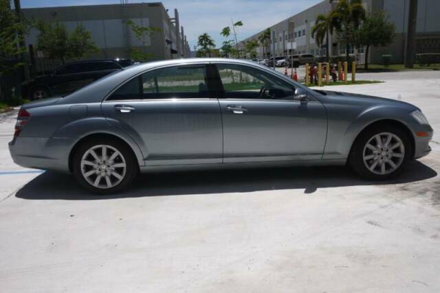 2008 Mercedes-Benz S-Class (Gray/Black)