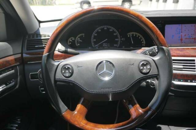 2008 Mercedes-Benz S-Class (Gray/Black)