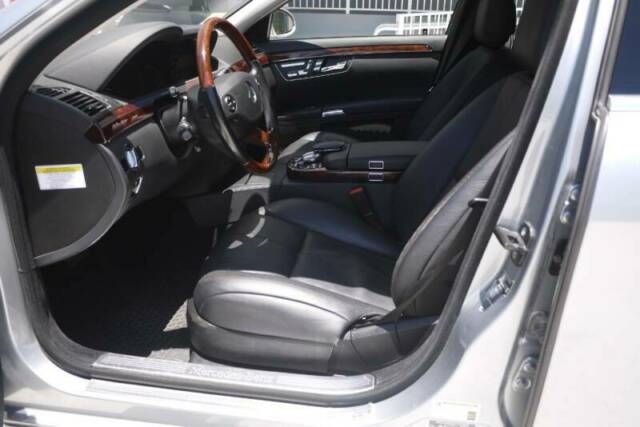 2008 Mercedes-Benz S-Class (Gray/Black)