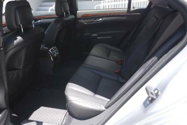 2008 Mercedes-Benz S-Class (Gray/Black)