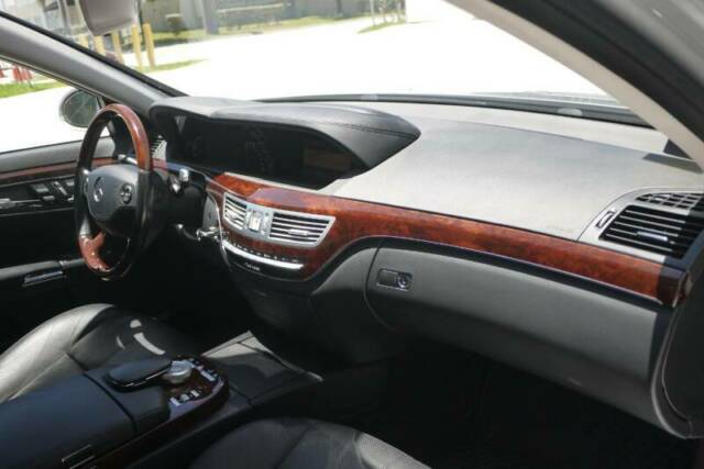 2008 Mercedes-Benz S-Class (Gray/Black)