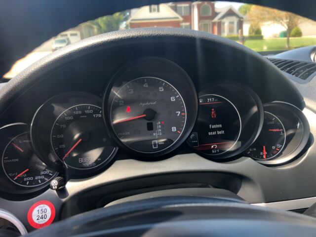 2012 Porsche Cayenne (Silver/Black)