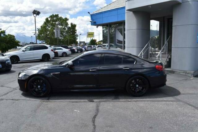 2014 BMW M6 (Black/Black)