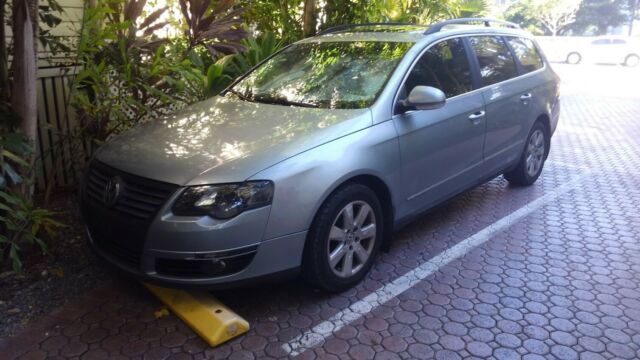 2007 Volkswagen Passat (Arctic Blue/Gray)