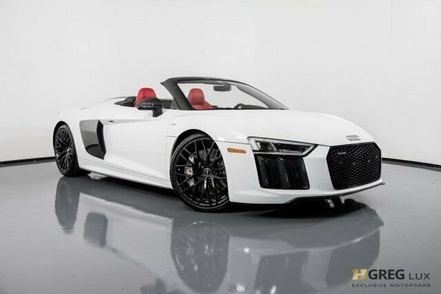 2018 Audi R8 (White/Red)