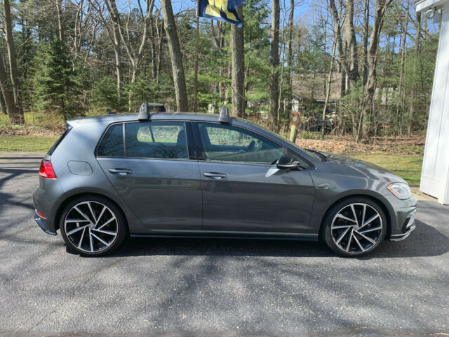 2018 Volkswagen Golf R (Gray/Black)