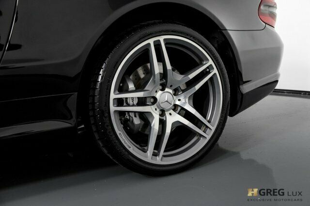 2009 Mercedes-Benz SL-Class (Black/Black)