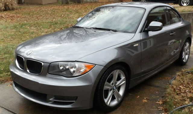 2010 BMW 1-Series (Gray/Black)