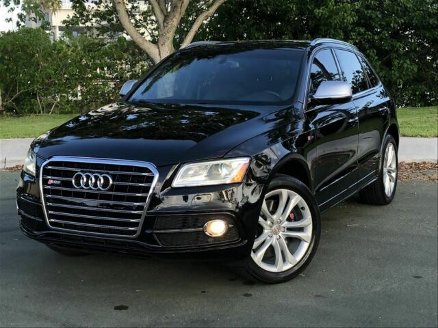 2016 Audi SQ5 (Black/Black)