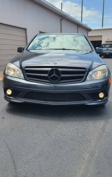 2010 Mercedes-Benz C-Class (Charcoal/Off White)