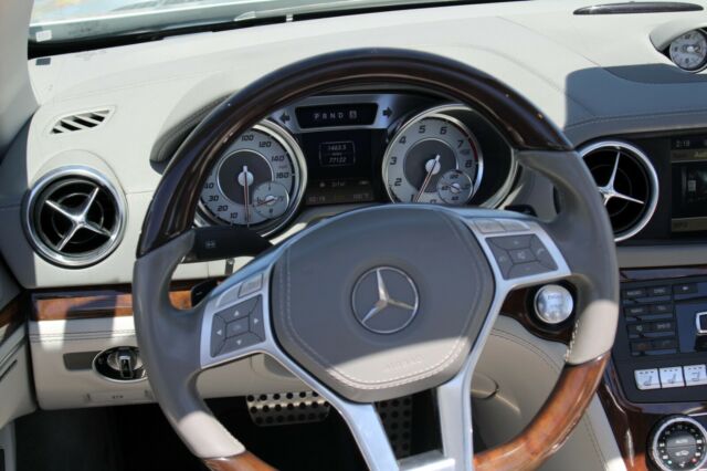 2013 Mercedes-Benz SL-Class (Silver/Gray)
