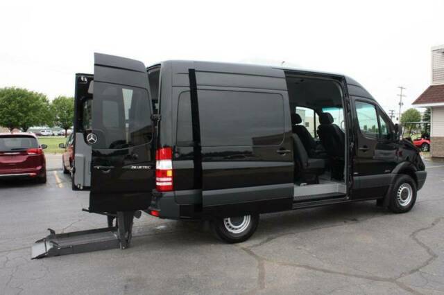 2012 Mercedes-Benz Sprinter (Black/Gray)