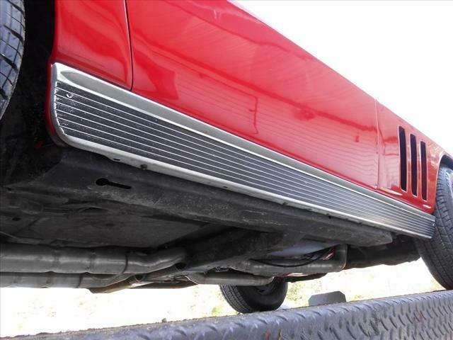 1966 Chevrolet Corvette (Red/Black)