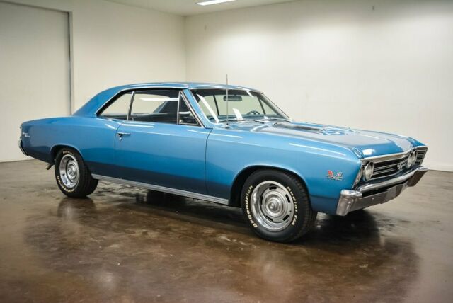 1967 Chevrolet Chevelle (Blue/Blue)