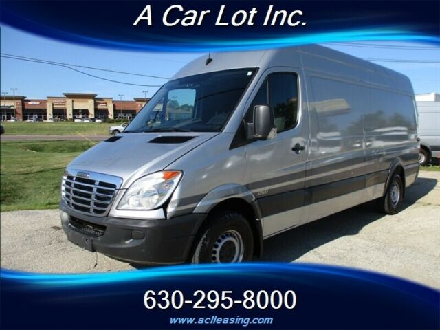 2012 Mercedes-Benz Sprinter (Silver/Gray)