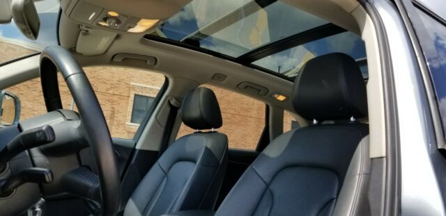 2011 Audi Q5 (Gray/Black)