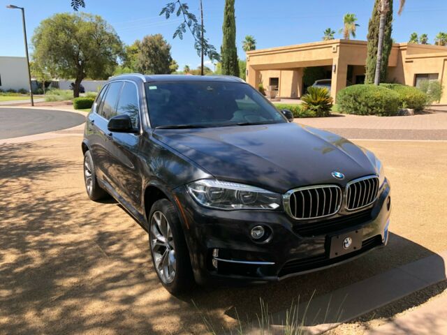 2018 BMW X5 (Gray/Black)