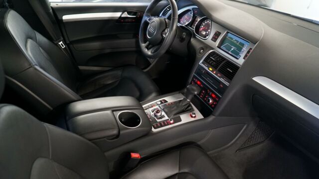 2012 Audi Q7 TDI (Blue/Black)