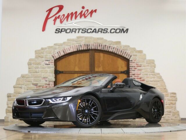 2019 BMW i8 (Gray/Brown)