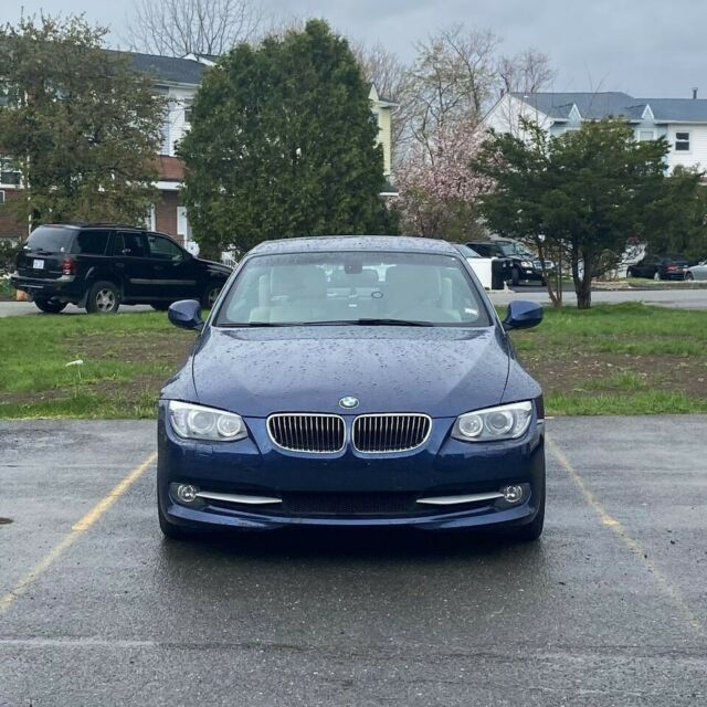 2011 BMW 3-Series