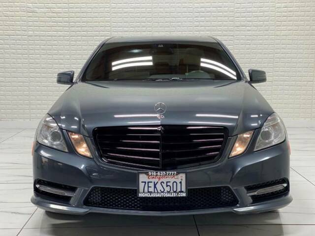 2012 Mercedes-Benz E-Class (Blue/White)