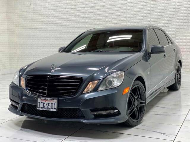 2012 Mercedes-Benz E-Class (Blue/White)