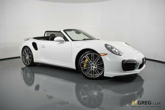 2014 Porsche 911 (White/Black)