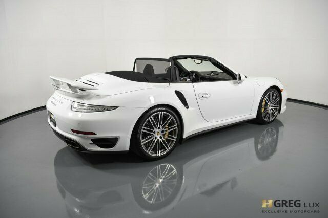 2014 Porsche 911 (White/Black)
