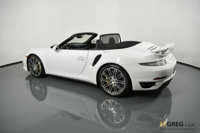 2014 Porsche 911 (White/Black)
